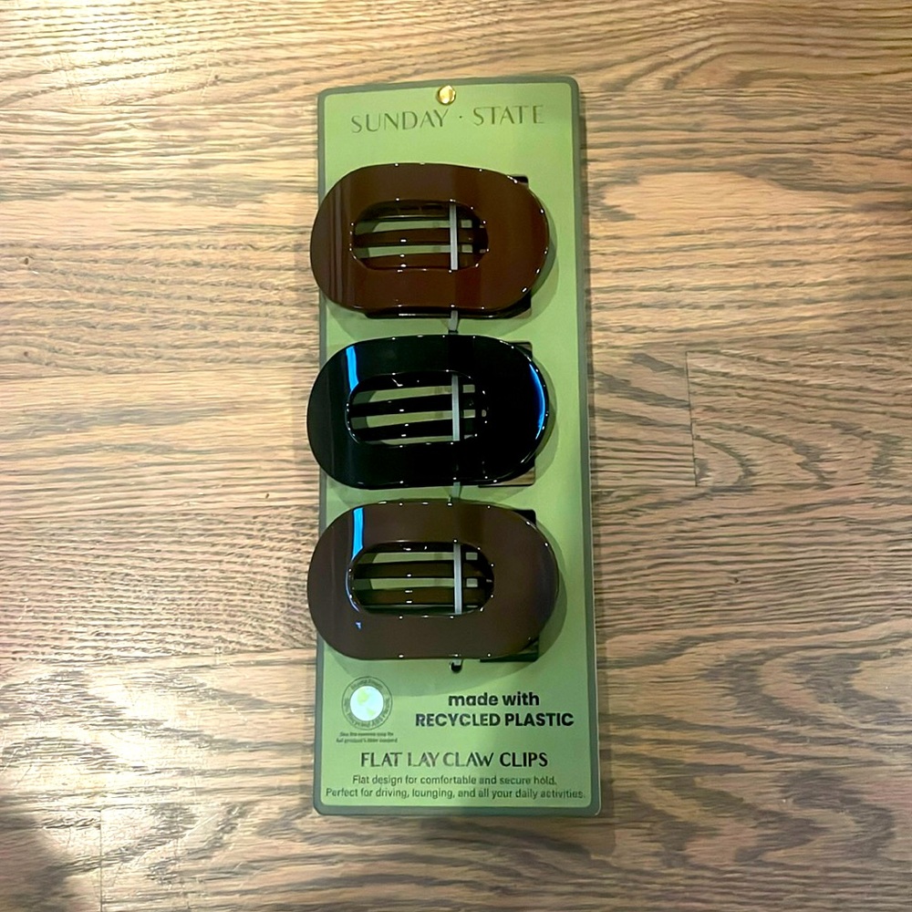 Sunday State Flat Law Claw Clips
